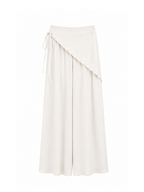 Pantalón tachuelas beige